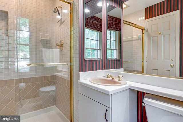 4301 SUNFLOWER DR, Rockville, MD 20853
