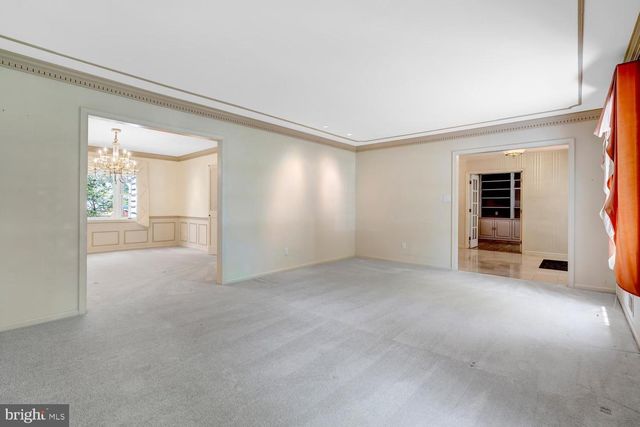 4301 SUNFLOWER DR, Rockville, MD 20853