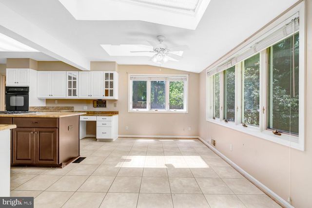 4301 SUNFLOWER DR, Rockville, MD 20853