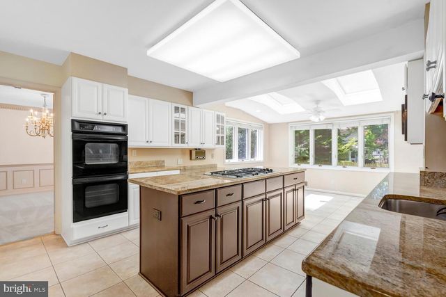 4301 SUNFLOWER DR, Rockville, MD 20853