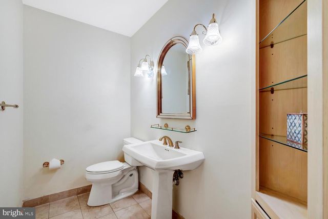 4301 SUNFLOWER DR, Rockville, MD 20853