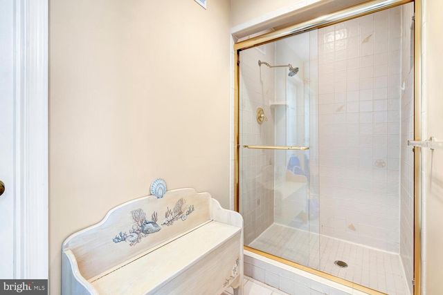 4301 SUNFLOWER DR, Rockville, MD 20853