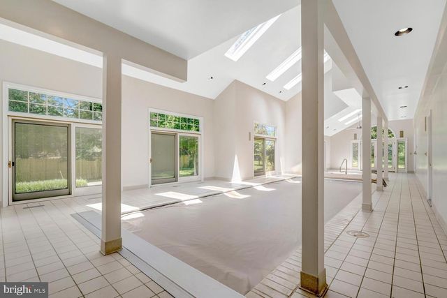 4301 SUNFLOWER DR, Rockville, MD 20853