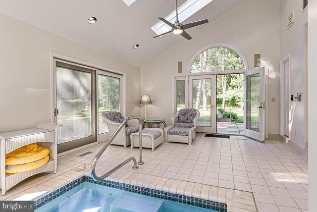 4301 SUNFLOWER DR, Rockville, MD 20853