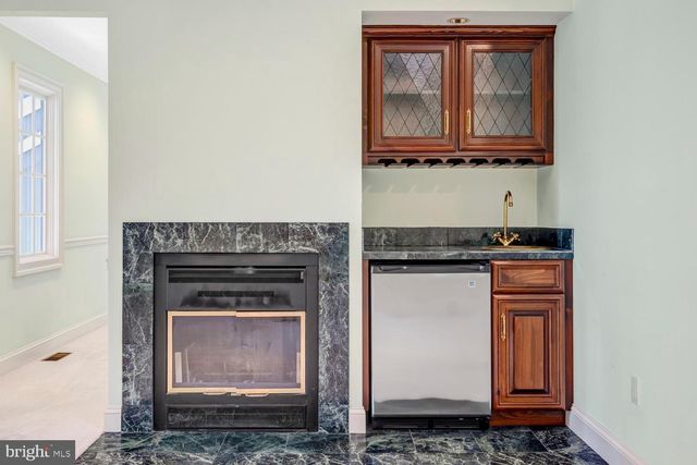 4301 SUNFLOWER DR, Rockville, MD 20853