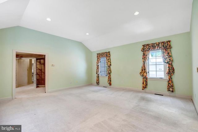 4301 SUNFLOWER DR, Rockville, MD 20853