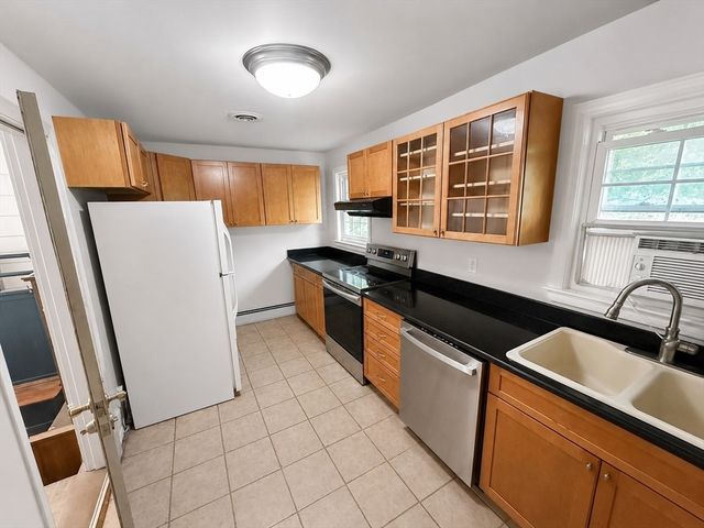 82 Adams, Lexington, MA 02420