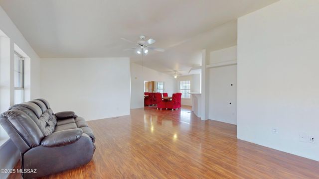 1962 W Narciso Place, Tucson, AZ 85705