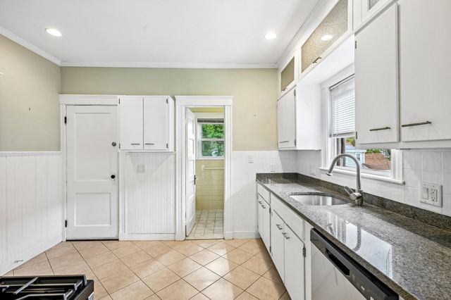 29 Grafton St 2, Arlington, MA 02474