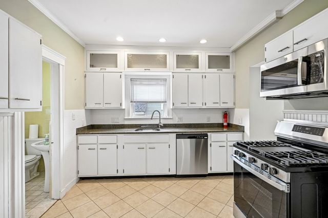 29 Grafton St 2, Arlington, MA 02474