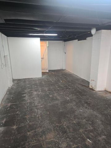 23582 Beierman Avenue, Warren, MI 48091