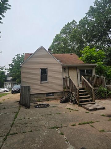 23582 Beierman Avenue, Warren, MI 48091