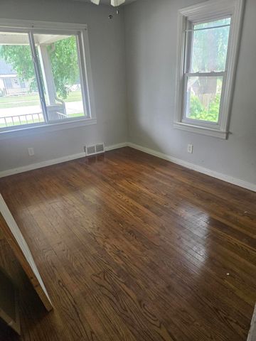 23582 Beierman Avenue, Warren, MI 48091