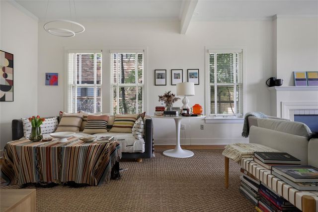 2206 Parkway, Austin, TX 78703
