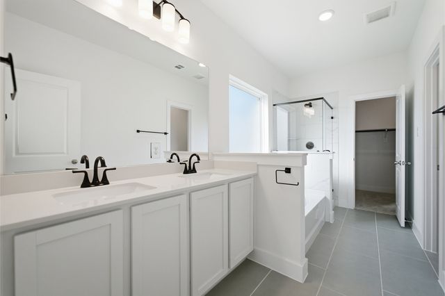 420 Bronco Drive, Waxahachie, TX 75165