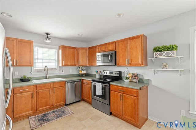 6213 Walking Path Ln, Chesterfield, VA 23112
