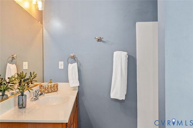 6213 Walking Path Ln, Chesterfield, VA 23112