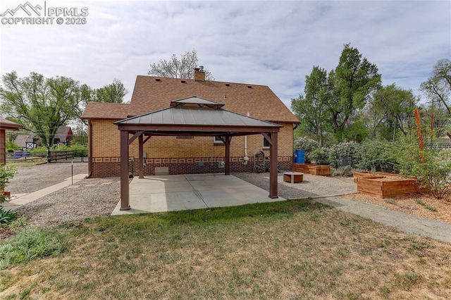 6907 W 12th Avenue, Lakewood, CO 80214