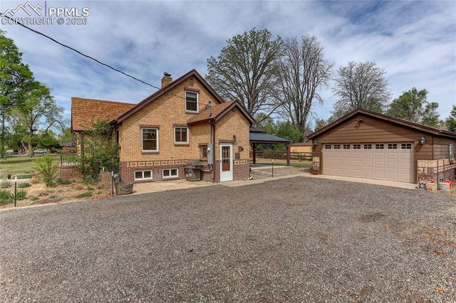 6907 W 12th Avenue, Lakewood, CO 80214