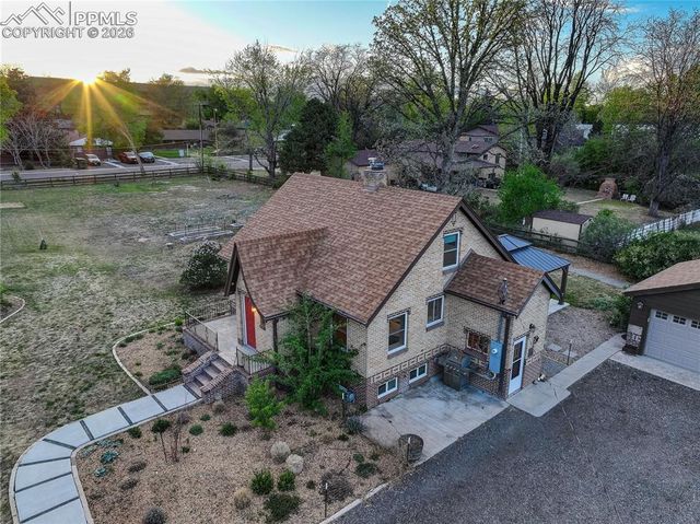 6907 W 12th Avenue, Lakewood, CO 80214