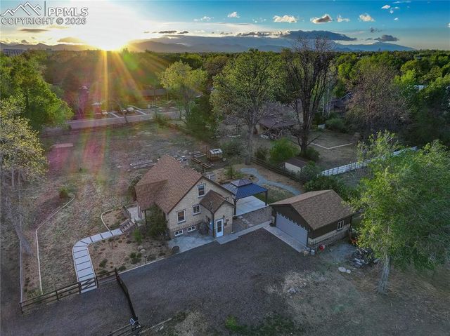 6907 W 12th Avenue, Lakewood, CO 80214