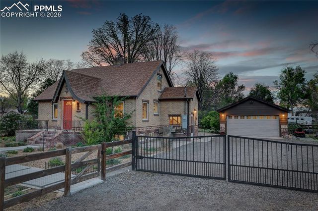 6907 W 12th Avenue, Lakewood, CO 80214