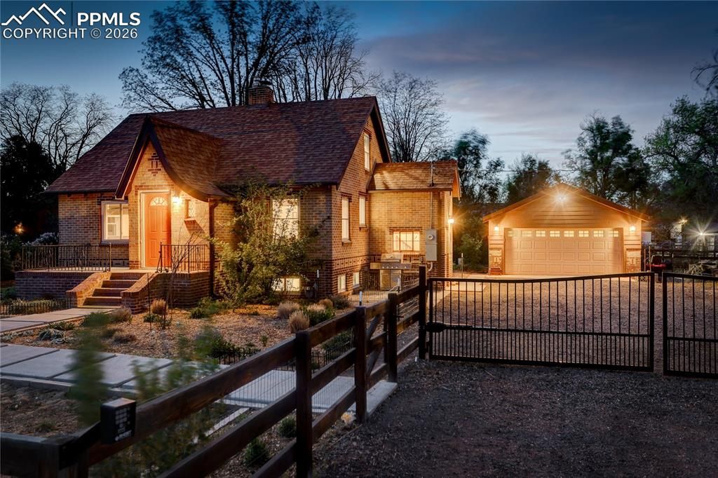 6907 W 12th Avenue, Lakewood, CO 80214