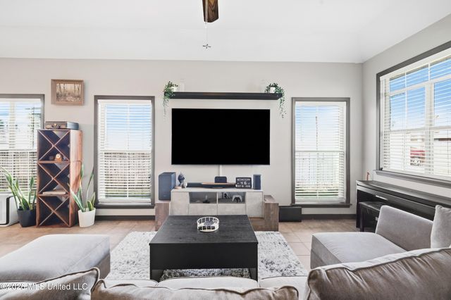 13079 Oakberry Lane, Gulfport, MS 39503
