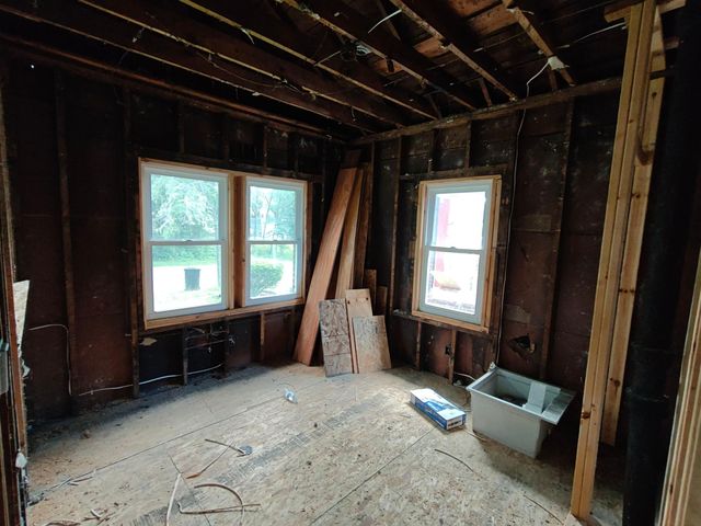 834 E 41st Avenue, Gary, IN 46409