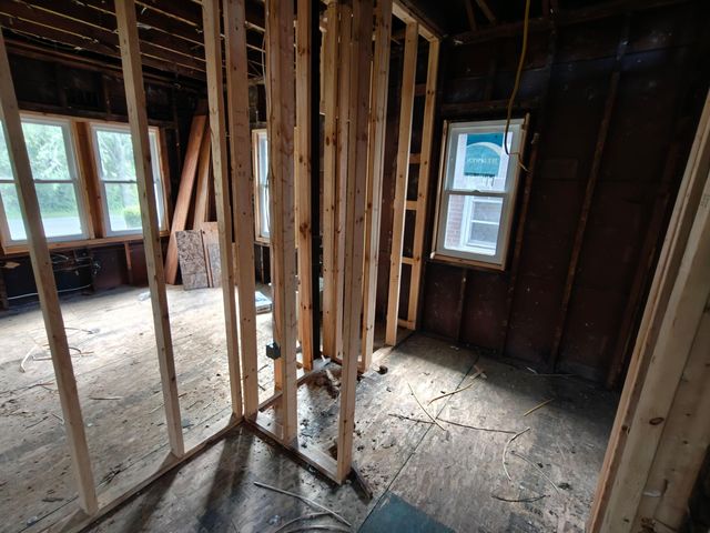 834 E 41st Avenue, Gary, IN 46409