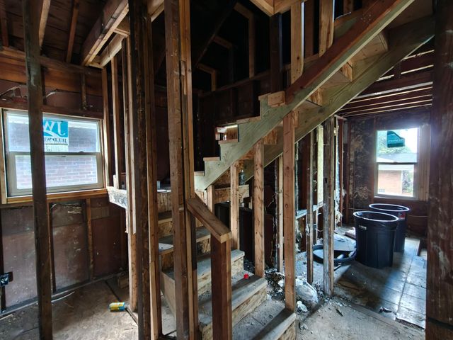 834 E 41st Avenue, Gary, IN 46409