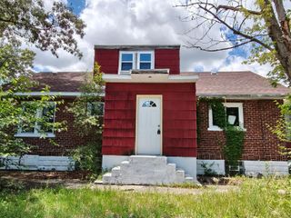 834 E 41st Avenue, Gary, IN 46409