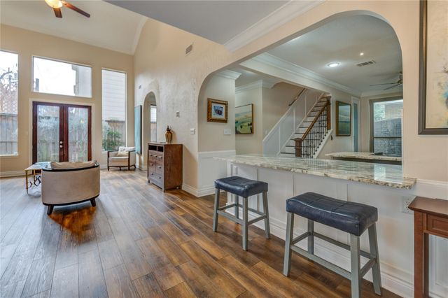 2527 Potomac Drive D, Houston, TX 77057