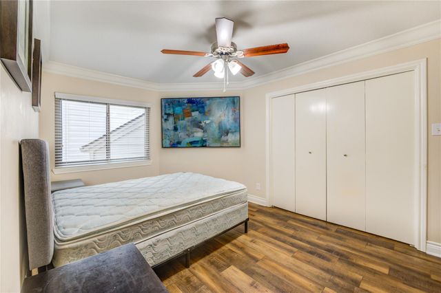 2527 Potomac Drive D, Houston, TX 77057