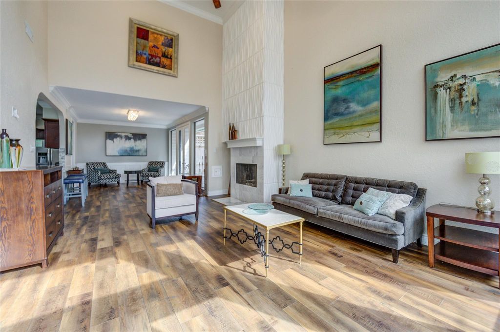 2527 Potomac Drive D, Houston, TX 77057