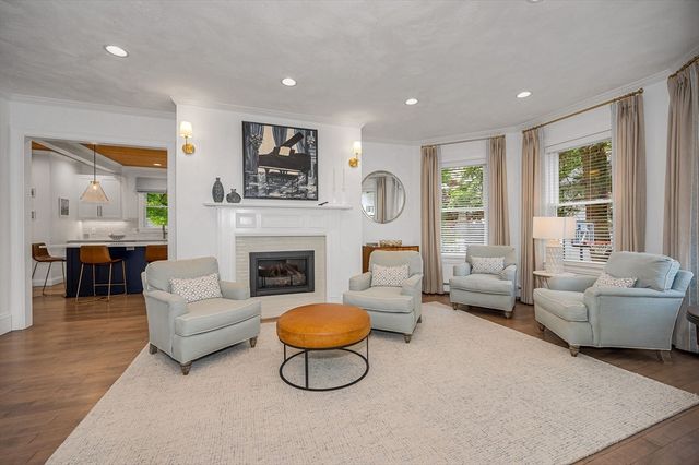 84 King Street, Reading, MA 01867