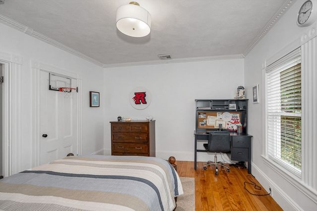 84 King Street, Reading, MA 01867