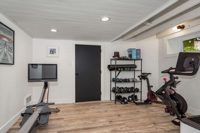 84 King Street, Reading, MA 01867
