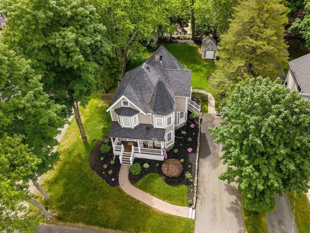 84 King Street, Reading, MA 01867