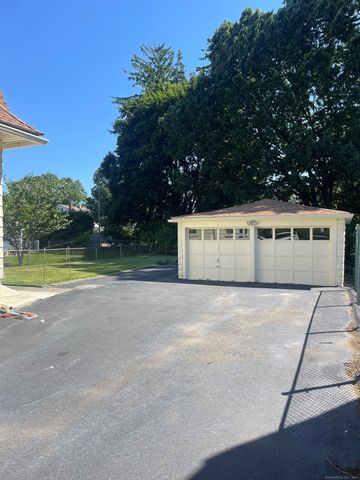 22 Fairview Street, Milford, CT 06460