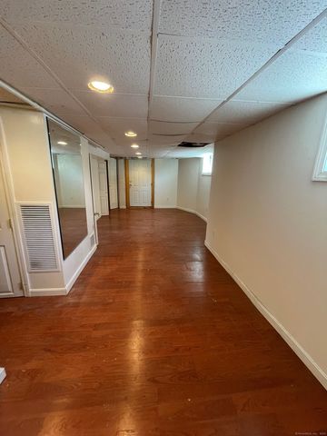 22 Fairview Street, Milford, CT 06460