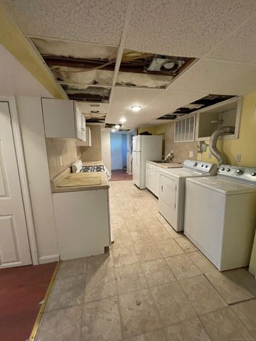 22 Fairview Street, Milford, CT 06460