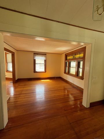 22 Fairview Street, Milford, CT 06460