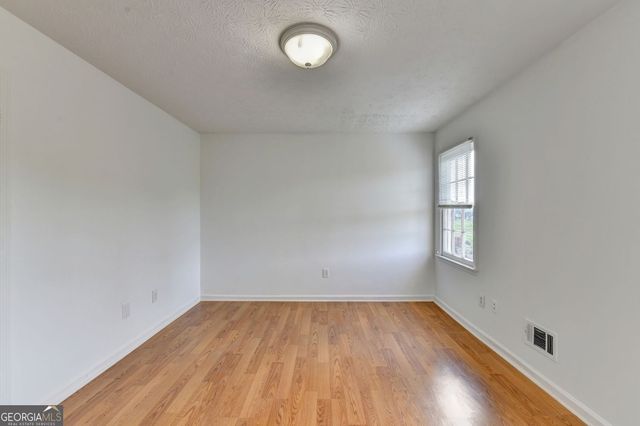 5607 Executive Way WAY, Norcross, GA 30071