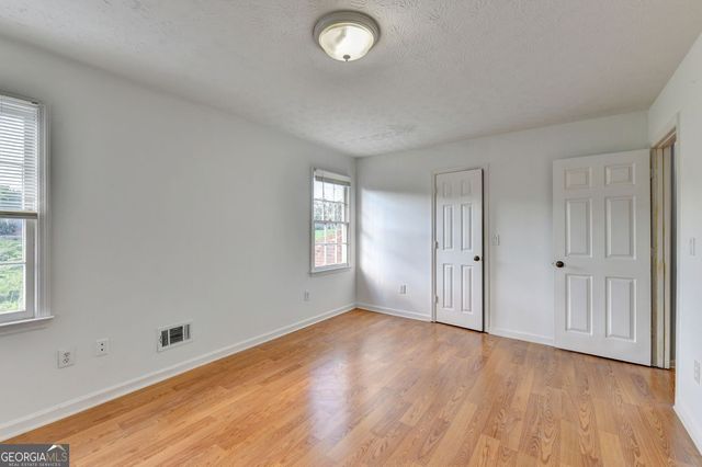 5607 Executive Way WAY, Norcross, GA 30071