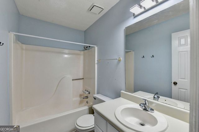 5607 Executive Way WAY, Norcross, GA 30071