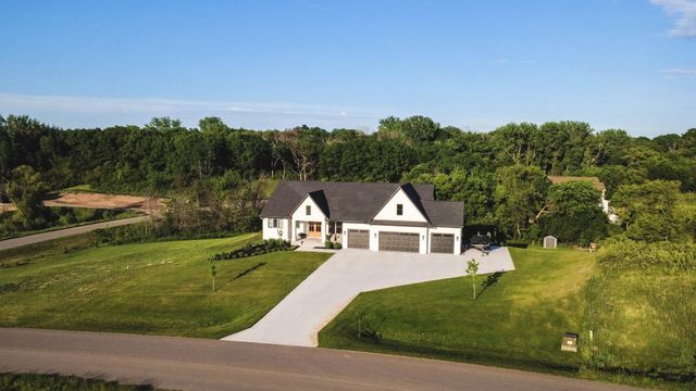 9763 Frontier Lane, Lakeville, MN 55044