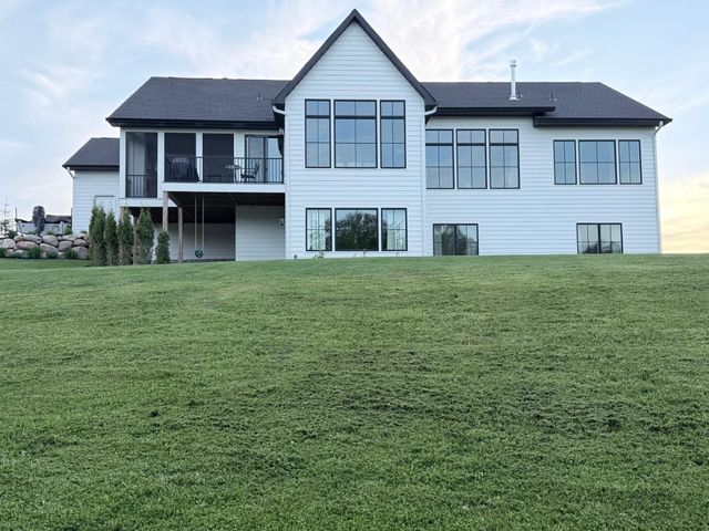 9763 Frontier Lane, Lakeville, MN 55044