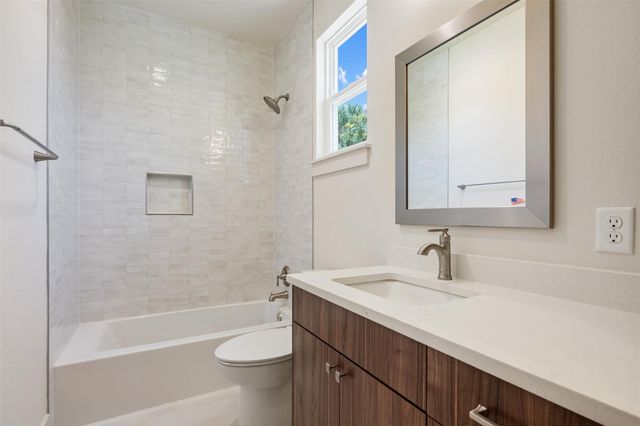 2646 Crazyhorse PASS, Austin, TX 78734