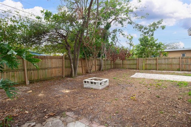6350 22ND AVENUE N, St Petersburg, FL 33710